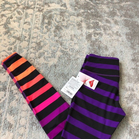 Athleta HR Bold Stripe Chaturanga Tight NWT XS - Picture 3 of 6